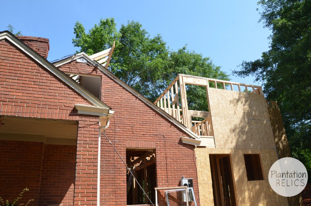 Exterior Roof Extension from side flip